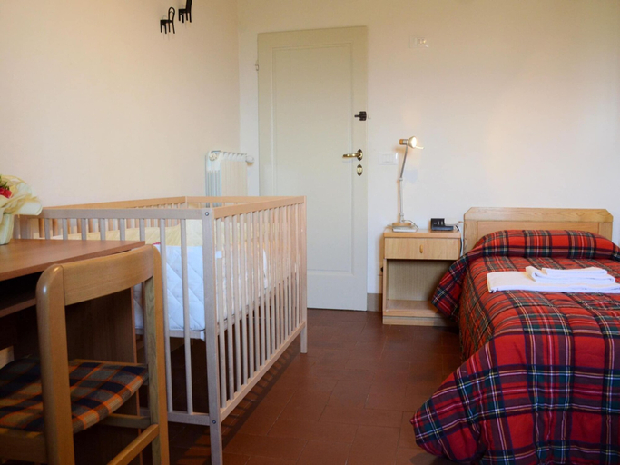 Bedroom 3, Comfortable Holiday Home in Pistoia With Pool, Pistoia