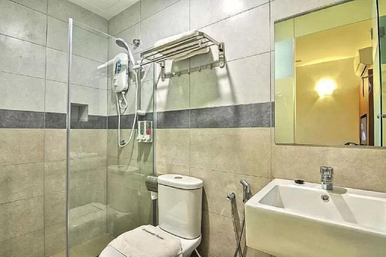 Bathroom 6
