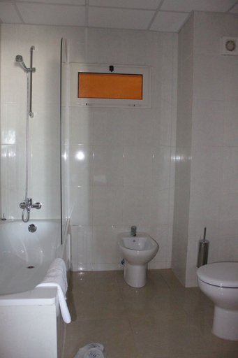 Bathroom 4, MauriCenter Hotel, Nouakchott