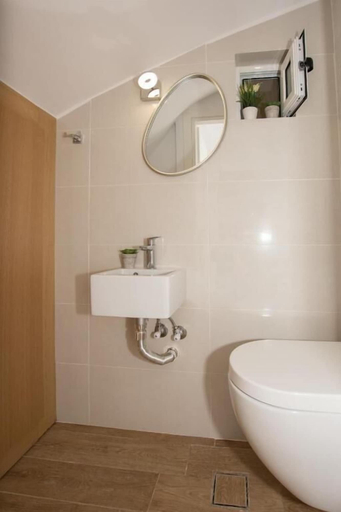 Bathroom 3, Sea n City, Ionian Islands
