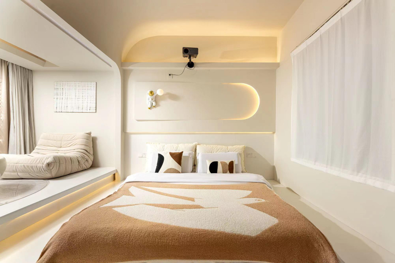 Bedroom 6