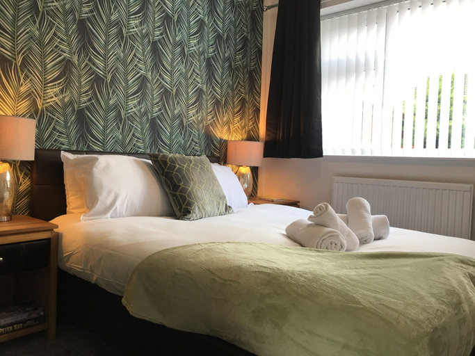 Bedroom 3, Modern 3-bed House With Parking Bamber Bridge, Preston, Lancashire