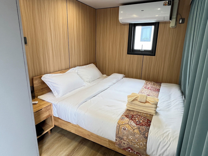 Bedroom 4, Space House Hotel Phuket, Pulau Phuket