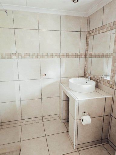 Bathroom 3, Kruger Island Resort, Ehlanzeni