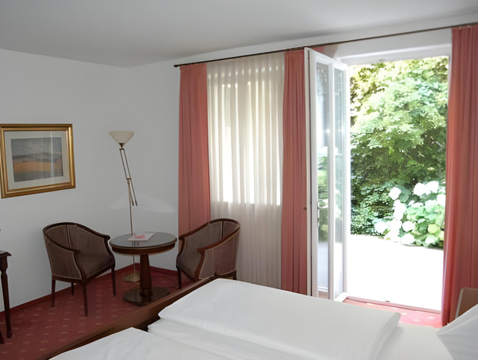 Bedroom 22