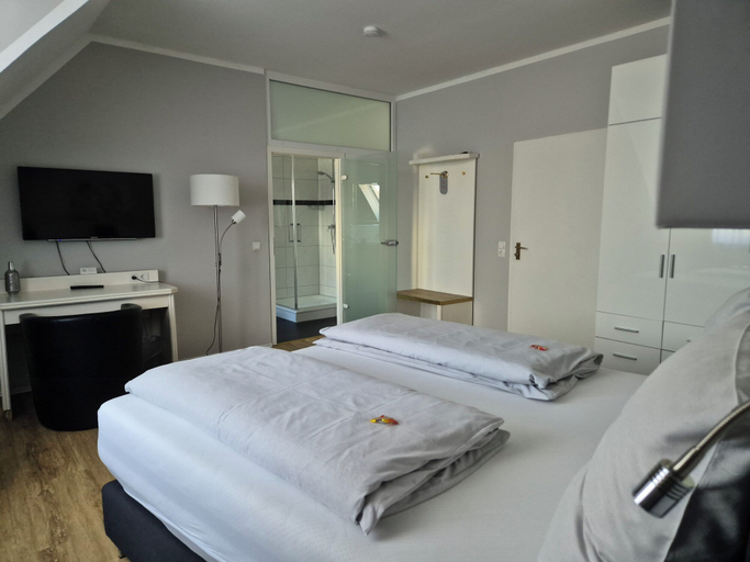 Bedroom 3, Hotel Meyer, Rhein-Erft-Kreis