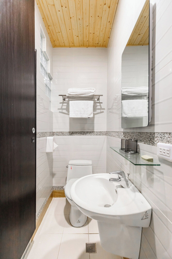 Bathroom 5, Harmony Easy Stay, New Taipei City