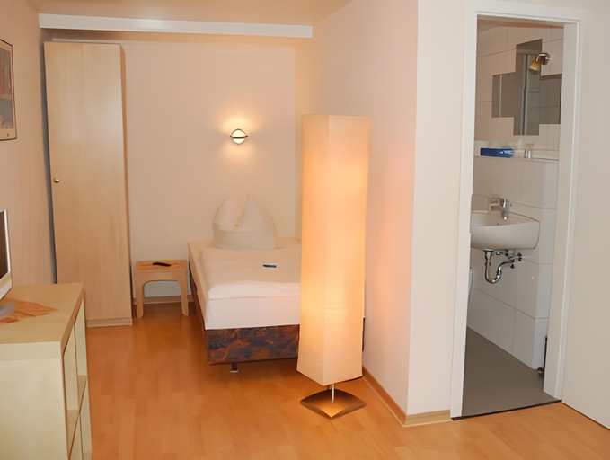 Bedroom 9