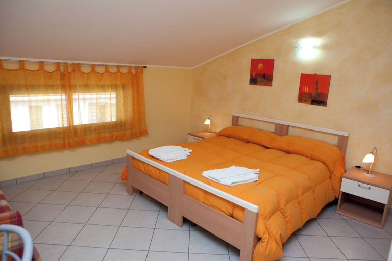Bedroom 3, B&B Casa Mauro, Catania