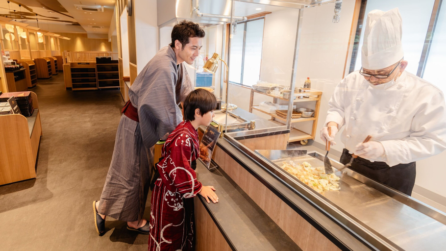 Food & Drinks 4, Ooedo Onsen Monogatari Premium Yoshinoya Irokuen, Kaga