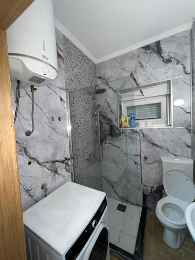 Others 2, Apartments Miljanic