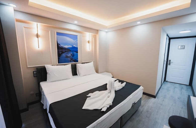 Bedroom 5, Grand Özer Hotel, Fatih