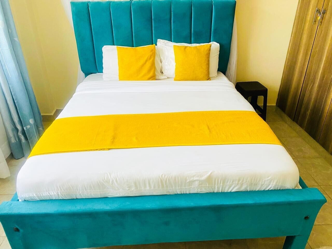 Bedroom 12