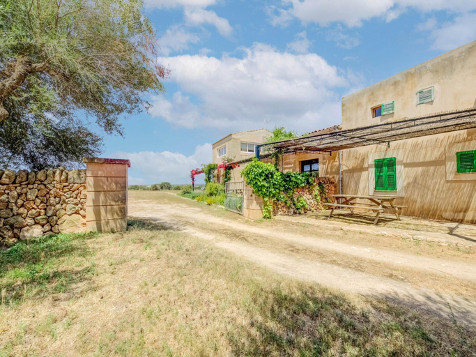 Exterior 3, Cozy Stay in Historic Estate, Baleares