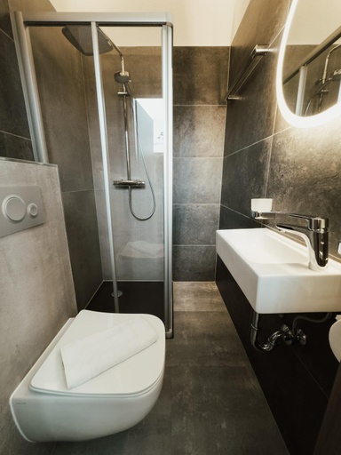 Bathroom 5, Hotel am Stadtpark Nordhausen, Nordhausen