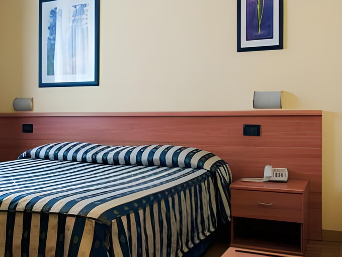 Bedroom 10