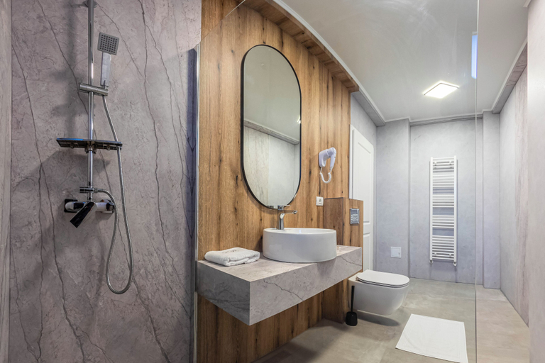 Bathroom 4, Transalpina Retreat, Novaci