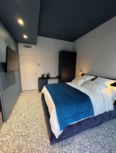 Bedroom 4, SUITE 28, Aude