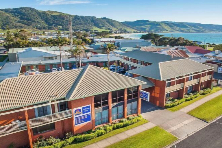 Exterior & Views 2, Apollo Bay Motel & Apartments, Colac-Otway - South