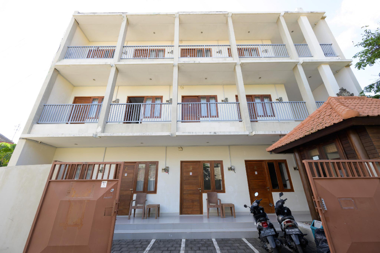 RedDoorz Plus @ Kencana Residence Jimbaran, Badung