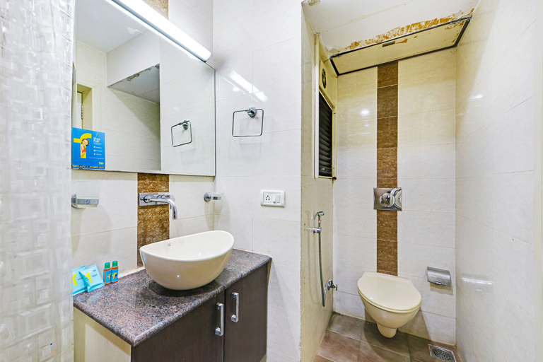Bathroom 4, FabHotel B Zone, Chennai