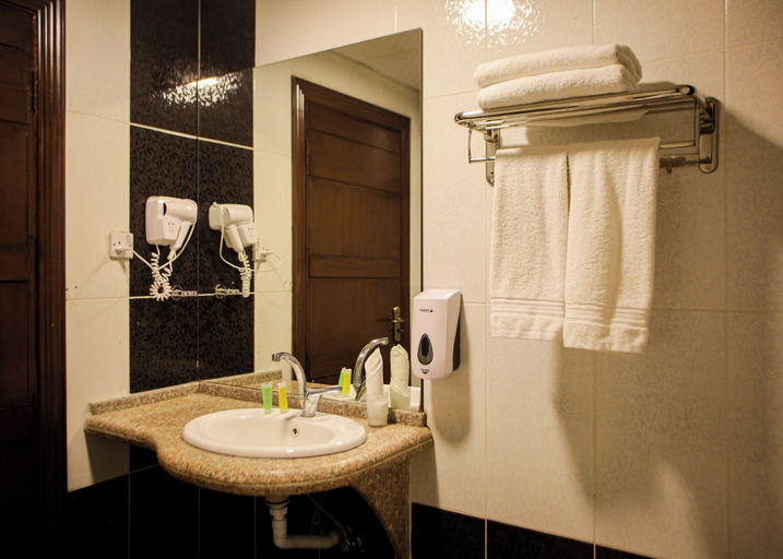Bathroom 5, Seraj Amman Hotel, Wadi Essier