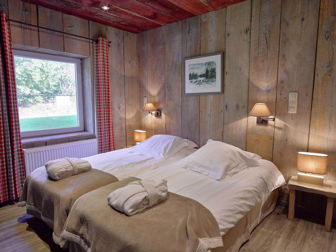 Bedroom 3, Comfortable Chalet With Indoor Pool, Hammam and Sauna Near Stoumont, Liège