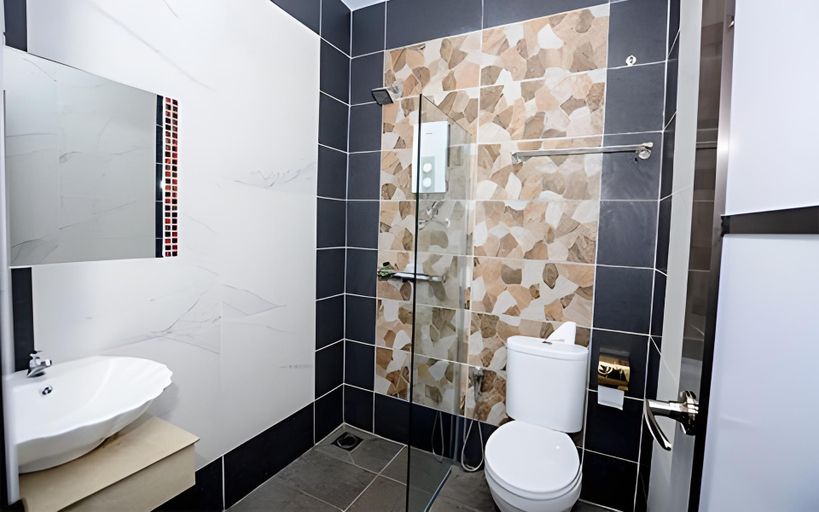 Bathroom 24