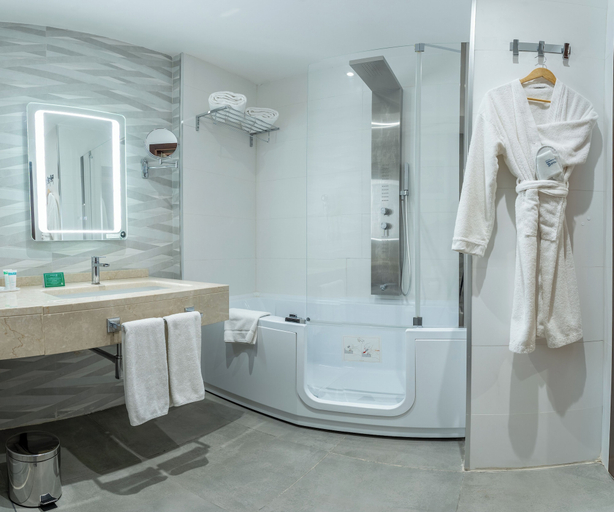 Bathroom 3, Golden Tulip Hotel Alexandre, El Khroub