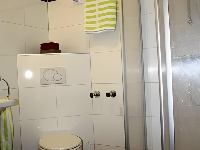 Bathroom 6