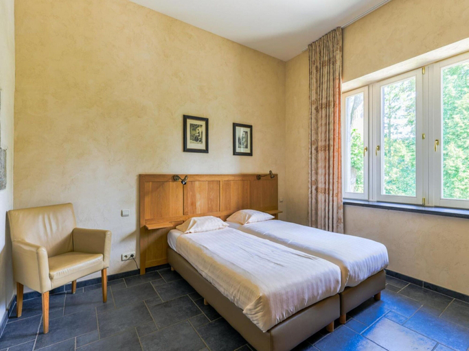 Bedroom 3, Tower Apartment in a 16th-century Castle, Liège