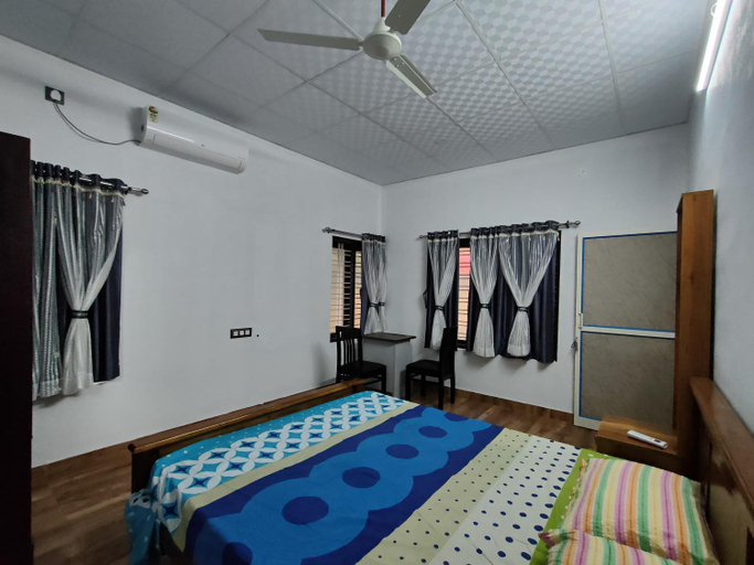 Bedroom 2, Mystic Mangrove Homestay, Kollam
