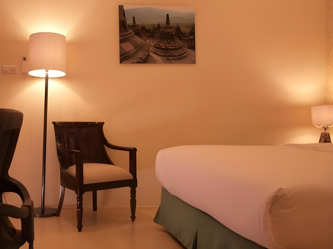 Bedroom 12