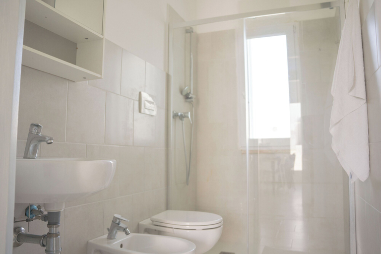 Bathroom 4, Blumarine Residence Club, Brindisi