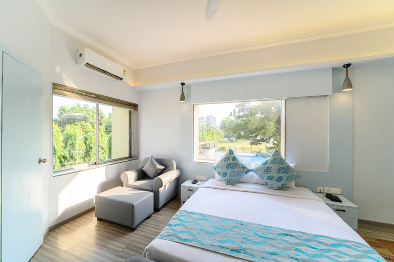 Bedroom 2, Sinclairs Siliguri, Darjiling