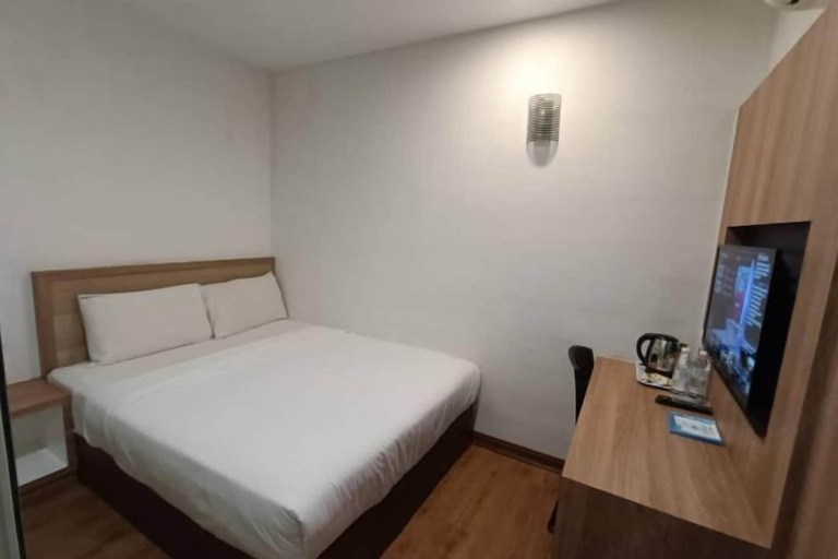Bedroom 9