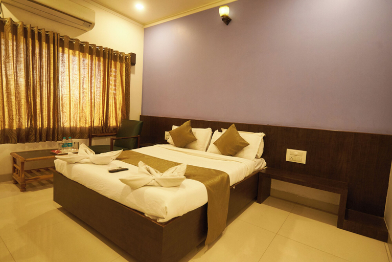 Bedroom 4, Hotel Pride Inn, Ahmadnagar