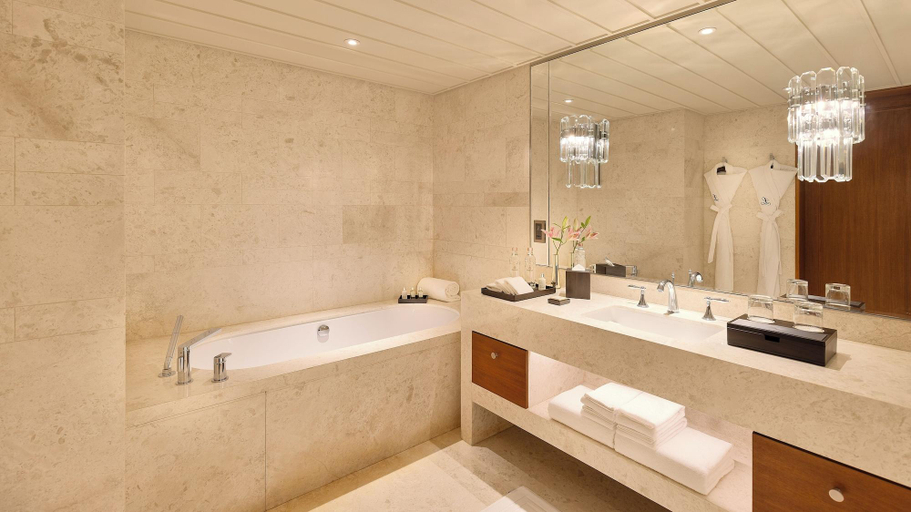 Bathroom 4, The Leela Hyderabad Banjara Hills, Ranga Reddy
