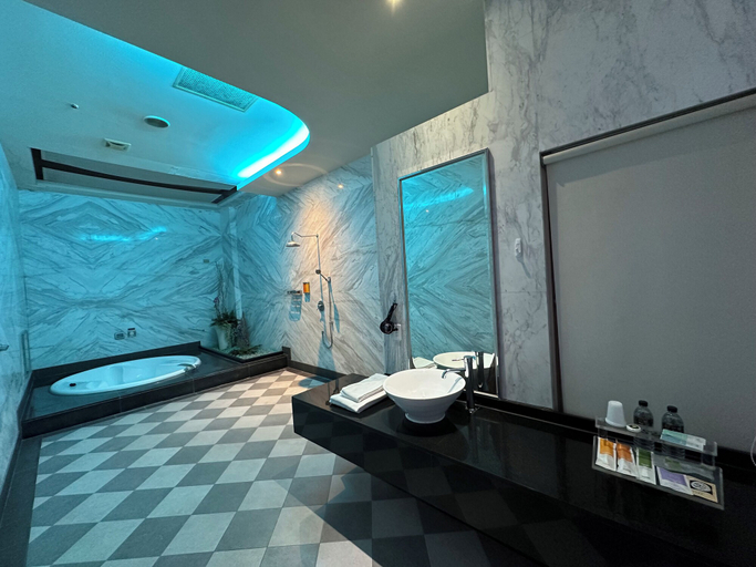 Bathroom 3, Amani SPA Boutique Motel, Miaoli