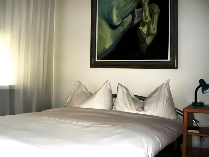Bedroom 12