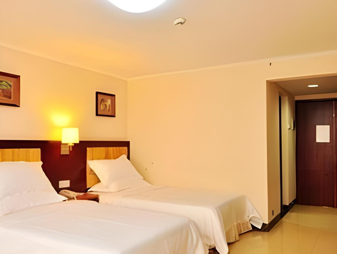 Bedroom 7