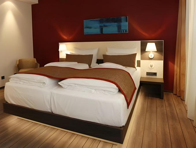 Bedroom 12