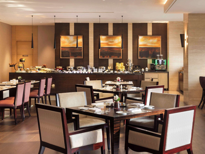 Restaurant 24