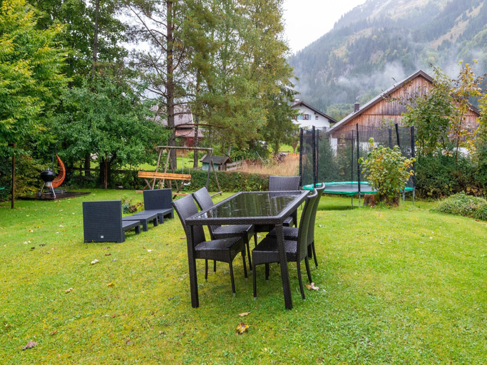 Others 5, Apartment in Bichlbach Near Ski Slopes, Reutte