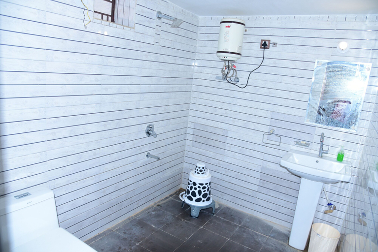 Bathroom 3, Garh Rajputana Camp, Jaisalmer