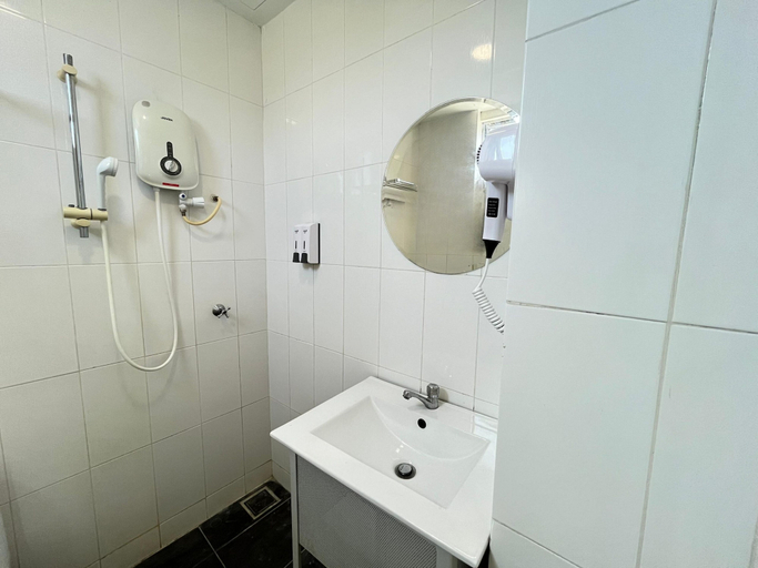 Bathroom 6