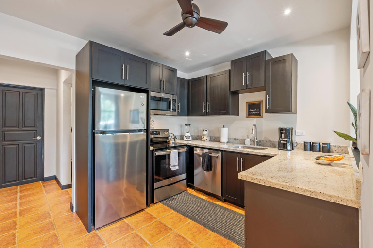 Others 5, Relaxing 2 BR  Beach & Pool  Condo Unit2, Santa Cruz