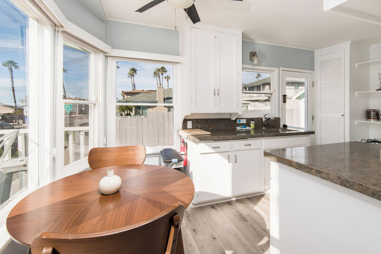 Private kitchen 2, Pacific Bungalow, San Diego