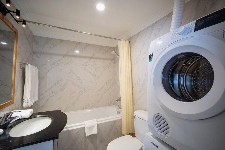 Bathroom 4, Skyline Tower - Service Apartments, Ba Đình