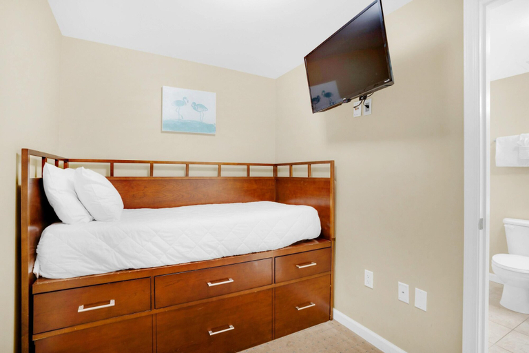 Bedroom 4, Palms Resort #11007 Jr 2BR, Okaloosa